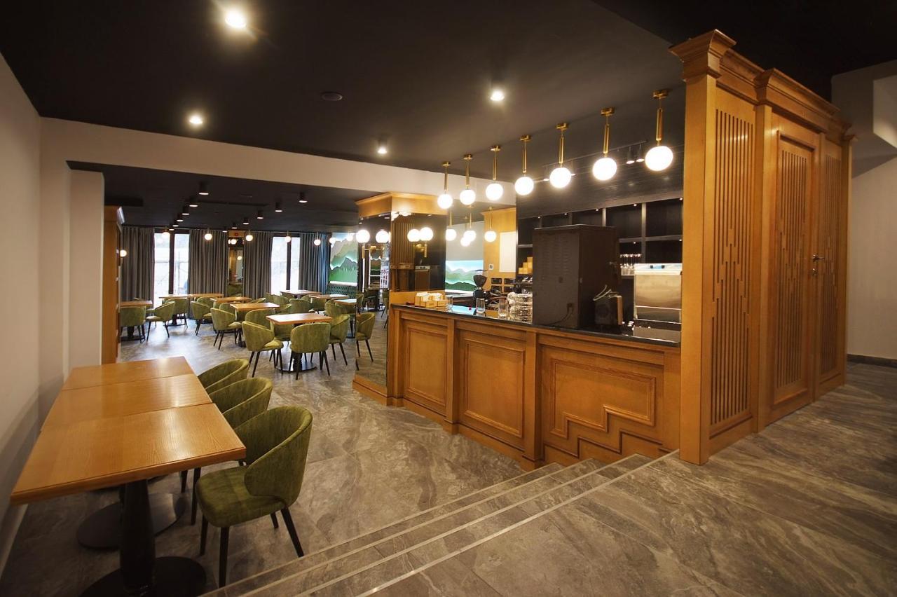 斯兰默多瓦 Complex Panoramic酒店 外观 照片